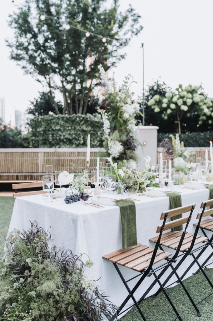 Outdoor wedding table