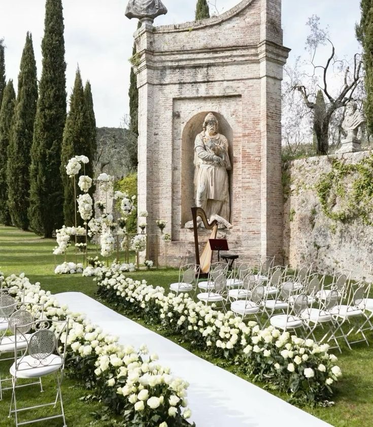 Ceremony at Villa d'Este Italian wedding venue